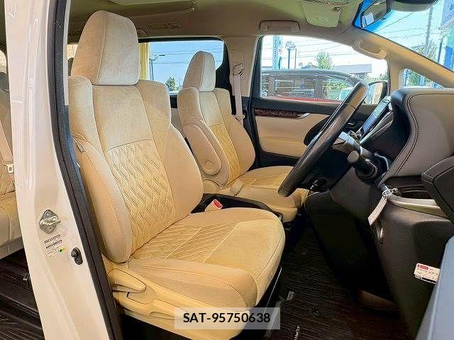 Toyota ALPHARD 2022-07 8145405-9