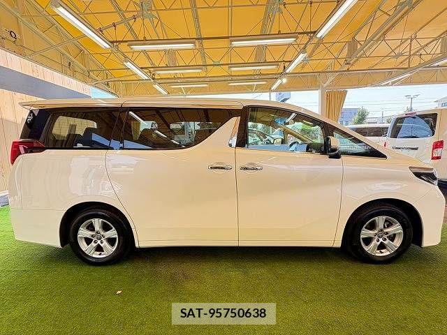 Toyota ALPHARD 2022-07 8145405-14