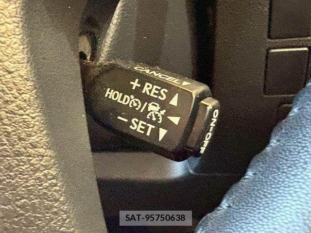 Toyota ALPHARD 2022-07 8145405-5