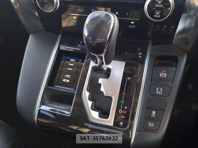 Toyota ALPHARD 2019-08 8145402-14