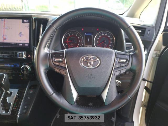 Toyota ALPHARD 2019-08 8145402-19