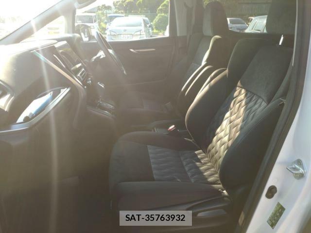 Toyota ALPHARD 2019-08 8145402-21