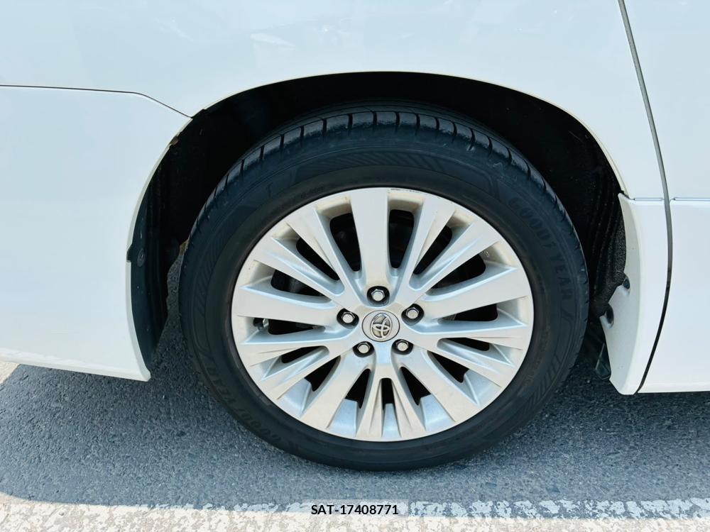 Toyota ALPHARD 2011-12 8083199-27