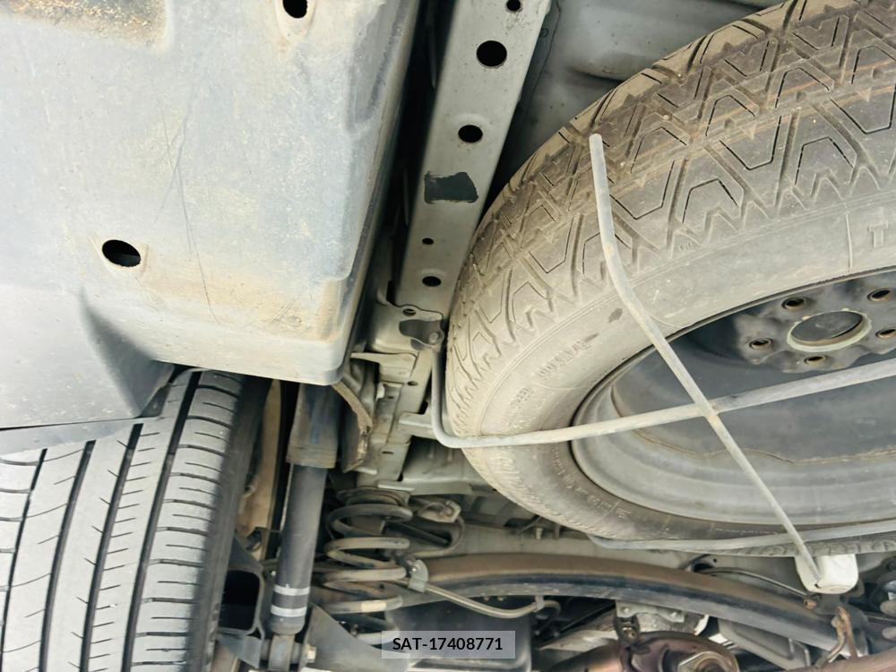 Toyota ALPHARD 2011-12 8083199-35