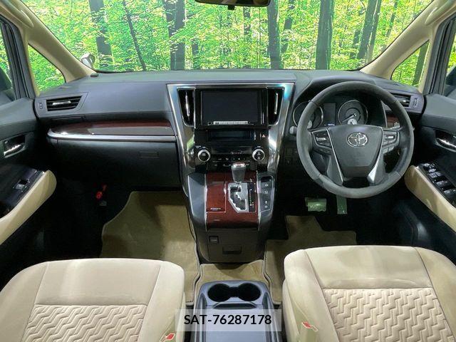 Toyota ALPHARD 2017-07 8145407-1