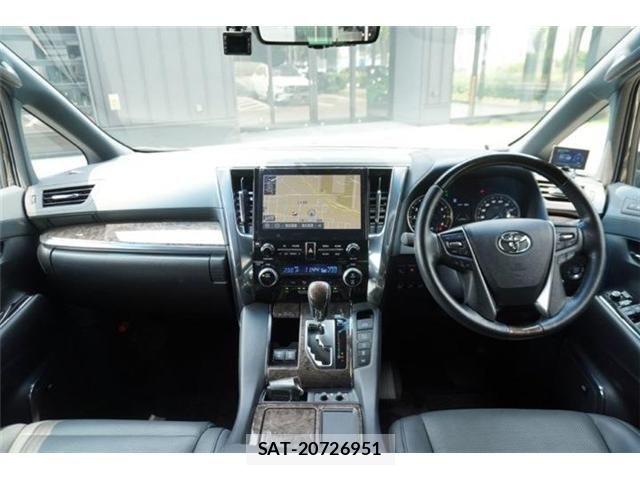 Toyota ALPHARD 2021-07 8157868-1