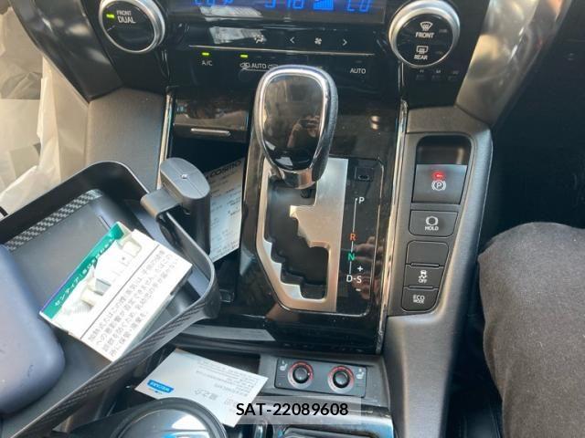 Toyota ALPHARD 2015-08 8157878-20