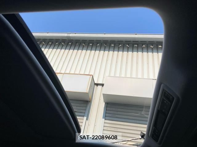 Toyota ALPHARD 2015-08 8157878-24
