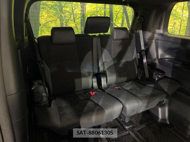 Toyota ALPHARD 2020-11 8157872-9