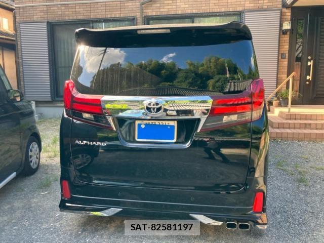 Toyota ALPHARD 2017-01 8157877-2