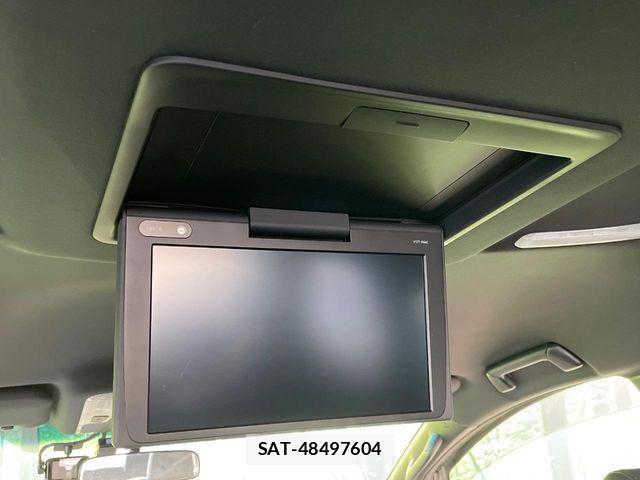 Toyota ALPHARD 2017-05 8157873-3