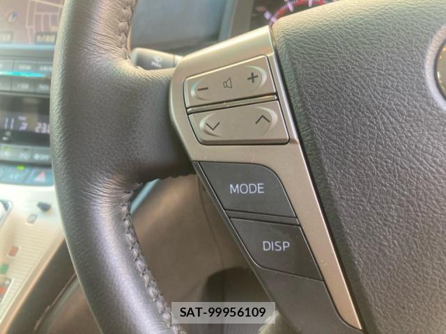 Toyota ALPHARD 2013-09 8157885-21