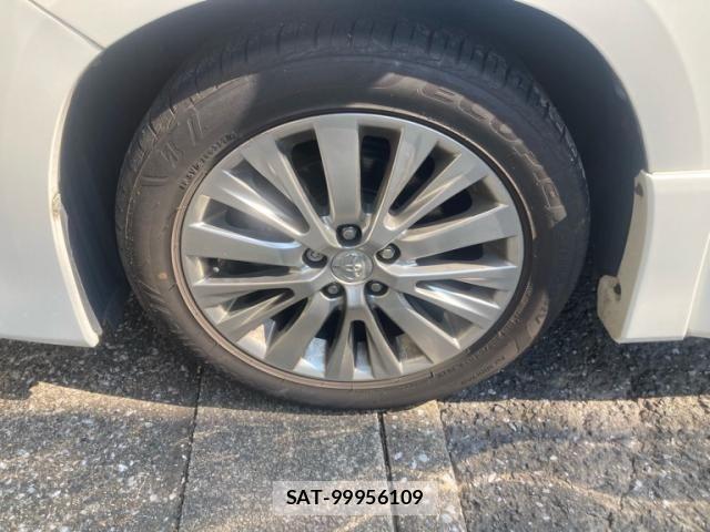 Toyota ALPHARD 2013-09 8157885-6