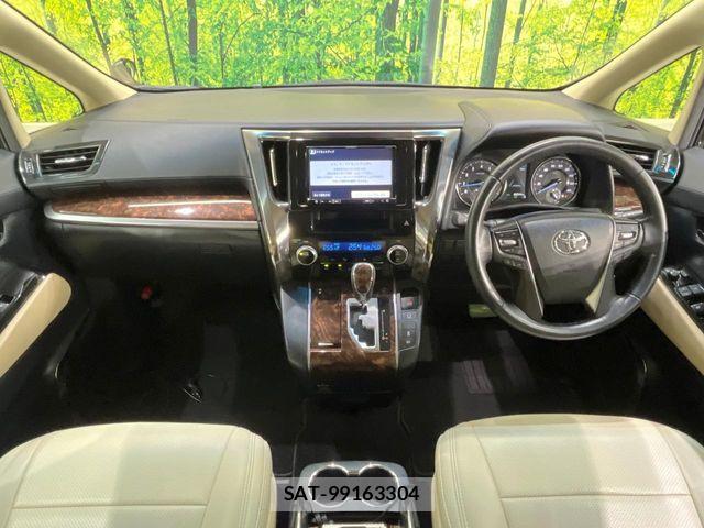 Toyota ALPHARD 2019-01 8157876-1