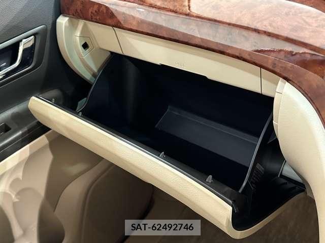 Toyota ALPHARD 2009-11 8157886-25