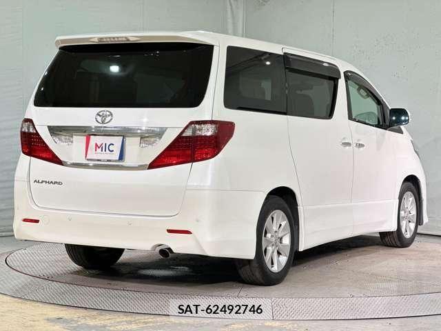 Toyota ALPHARD 2009-11 8157886-4