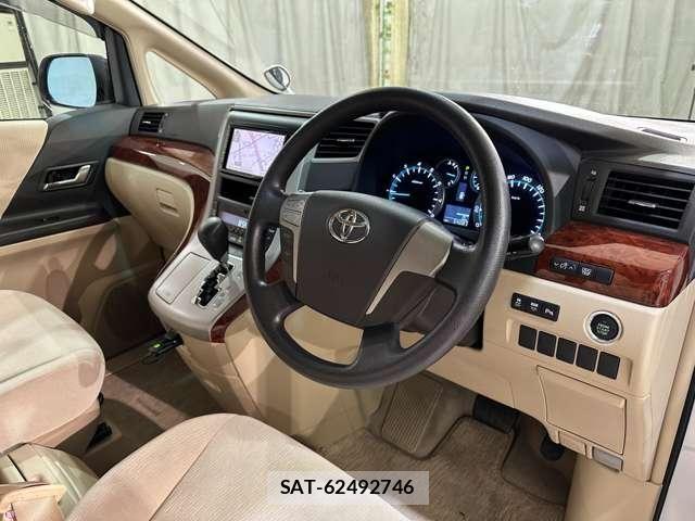 Toyota ALPHARD 2009-11 8157886-8