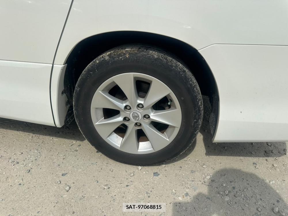Toyota ALPHARD 2010-05 7686375-29