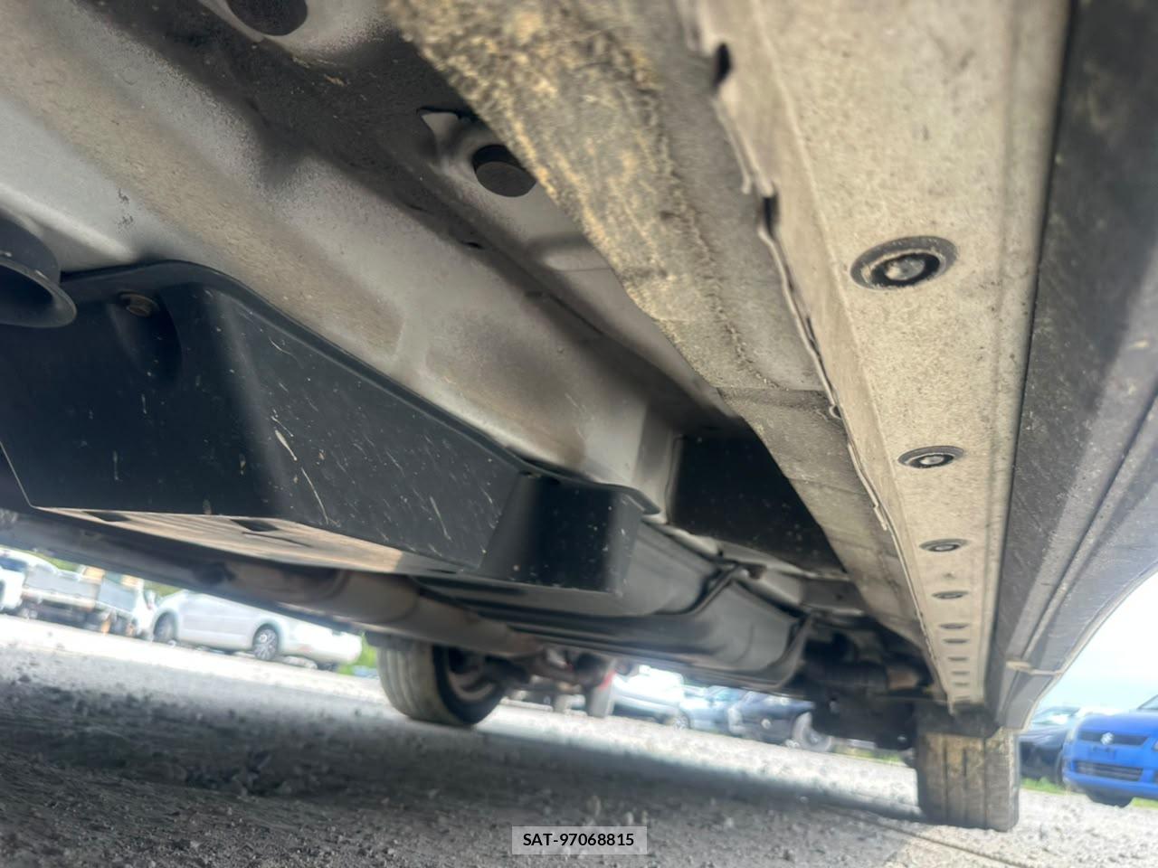 Toyota ALPHARD 2010-05 7686375-33