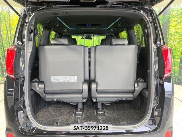 Toyota ALPHARD 2022-06 8206086-10