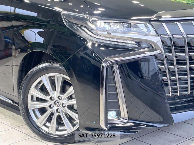 Toyota ALPHARD 2022-06 8206086-12