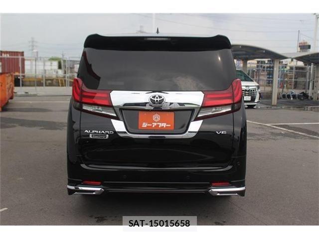 Toyota ALPHARD 2017-04 8206127-10