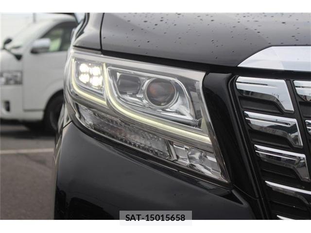 Toyota ALPHARD 2017-04 8206127-14