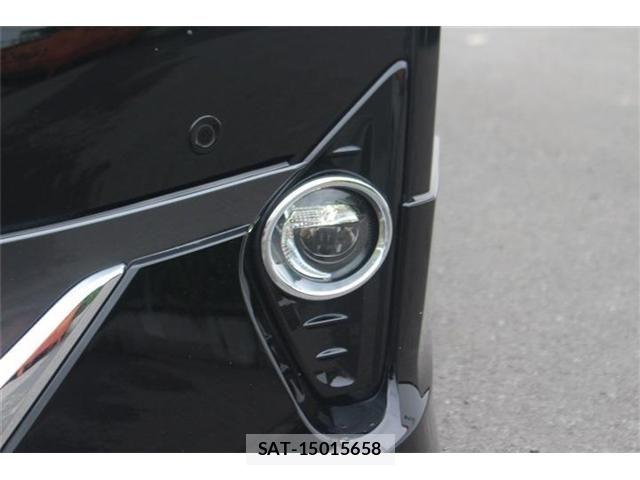 Toyota ALPHARD 2017-04 8206127-17