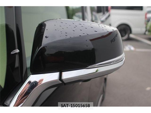 Toyota ALPHARD 2017-04 8206127-22