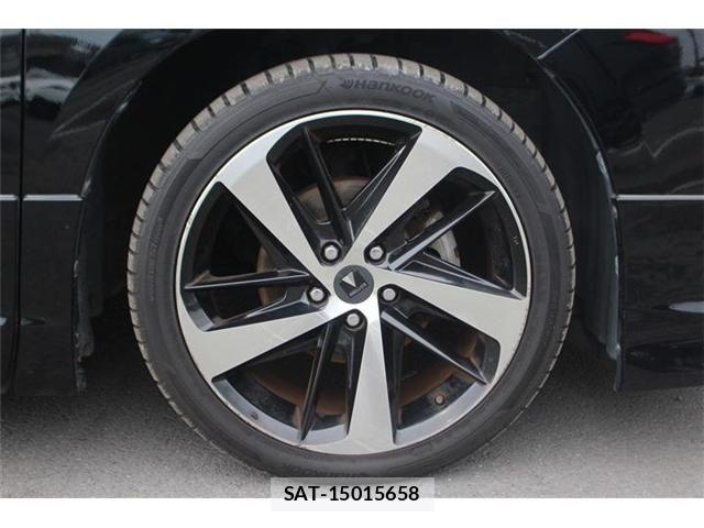 Toyota ALPHARD 2017-04 8206127-24
