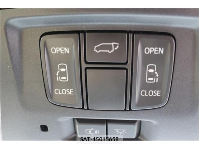 Toyota ALPHARD 2017-04 8206127-4
