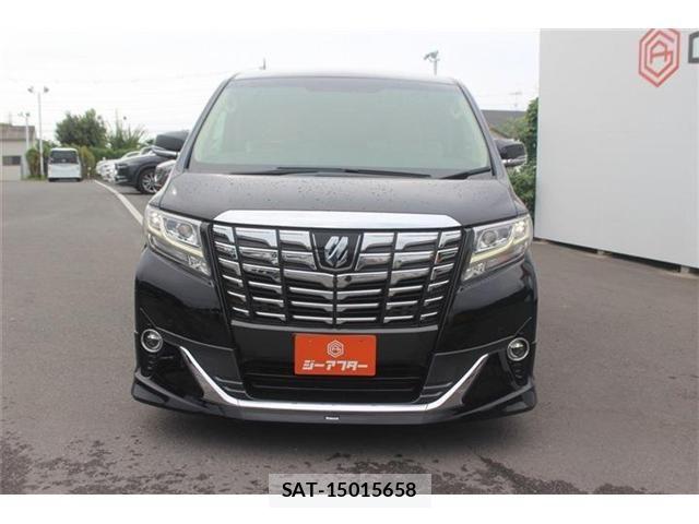 Toyota ALPHARD 2017-04 8206127-6