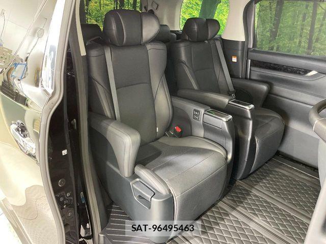 Toyota ALPHARD 2022-05 8206083-9