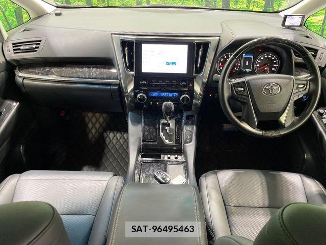 Toyota ALPHARD 2022-05 8206083-3