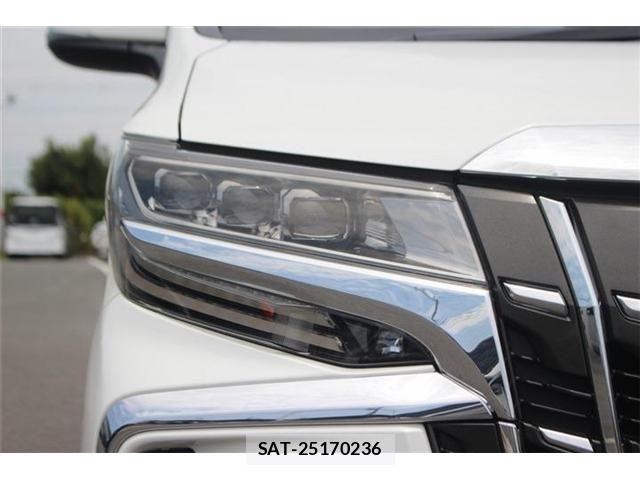 Toyota ALPHARD 2020-07 8206103-11