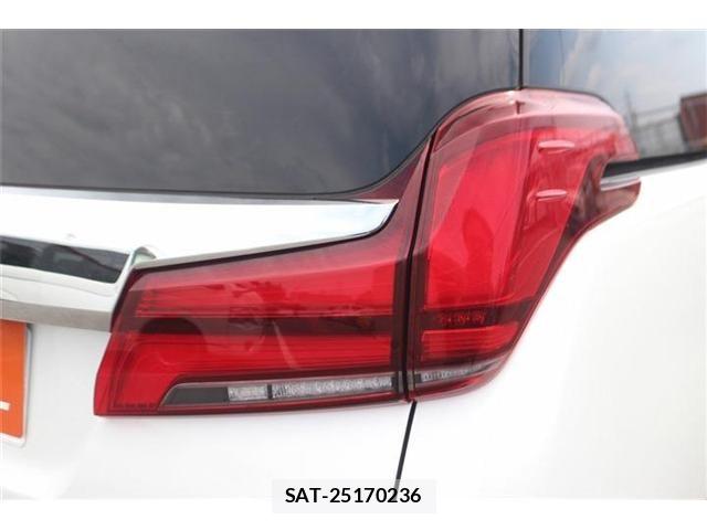 Toyota ALPHARD 2020-07 8206103-12