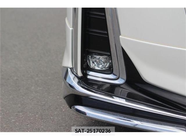 Toyota ALPHARD 2020-07 8206103-24