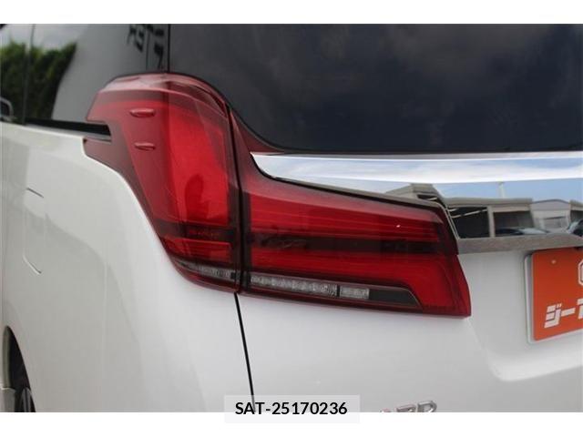 Toyota ALPHARD 2020-07 8206103-27