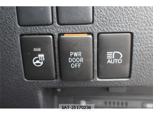 Toyota ALPHARD 2020-07 8206103-5