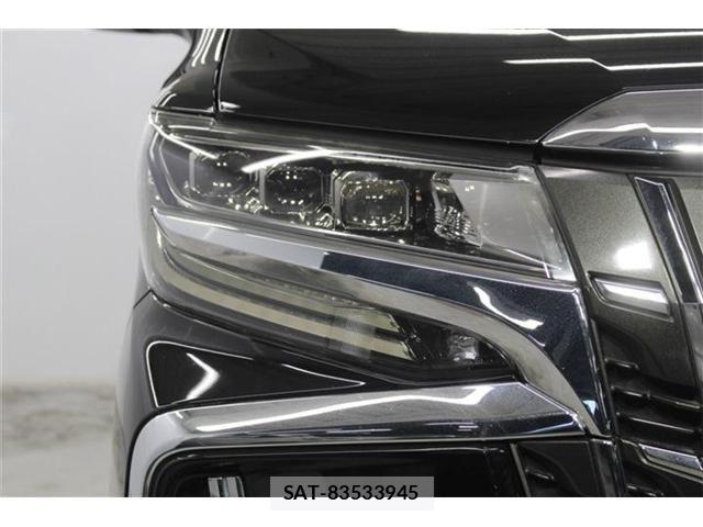 Toyota ALPHARD 2018-09 8206123-11