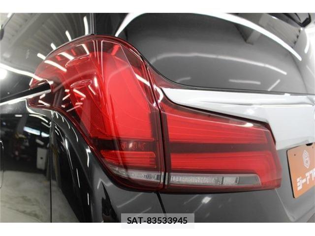 Toyota ALPHARD 2018-09 8206123-17
