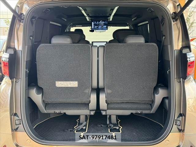 Toyota ALPHARD 2024-11 8206065-19