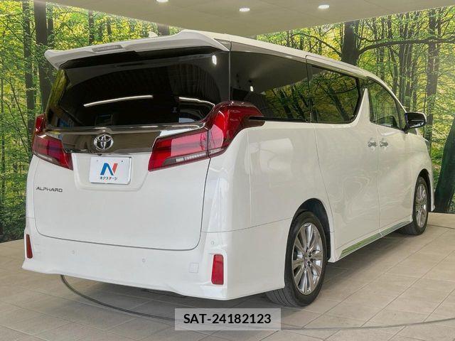 Toyota ALPHARD 2023-03 8206087-17
