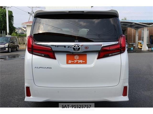Toyota ALPHARD 2021-01 8206112-9