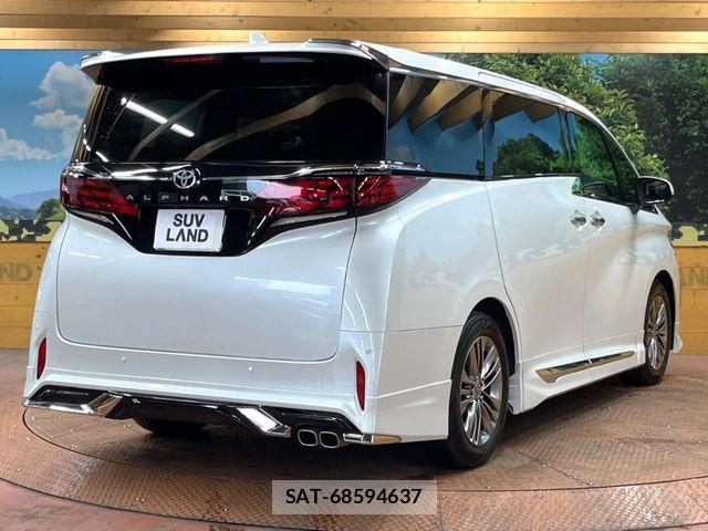 Toyota ALPHARD 2024-08 8206052-16