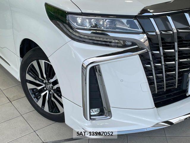 Toyota ALPHARD 2021-11 8206089-11