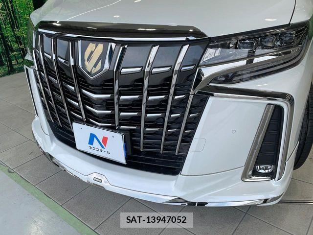 Toyota ALPHARD 2021-11 8206089-3