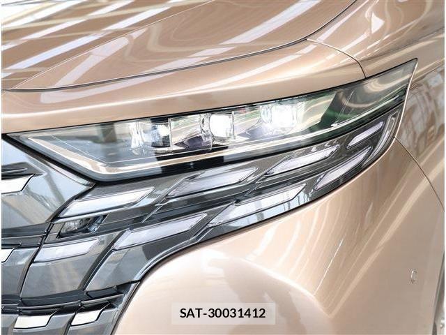Toyota ALPHARD 2026-06 8206053-24
