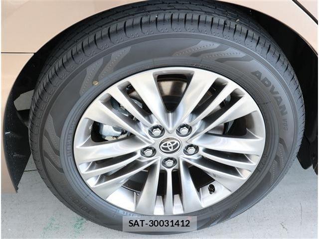Toyota ALPHARD 2026-06 8206053-6