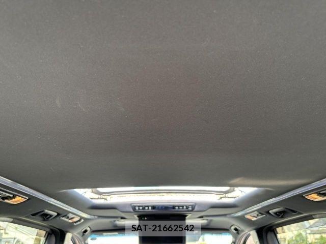 Toyota ALPHARD 2021-03 8206113-11